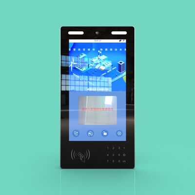 IP65 8 بوصة للكشف عن درجة حرارة الجسم ومسح الوجه بعمود بطاقة تمرير رمز ثنائي الأبعاد بقياس 2 بوصة